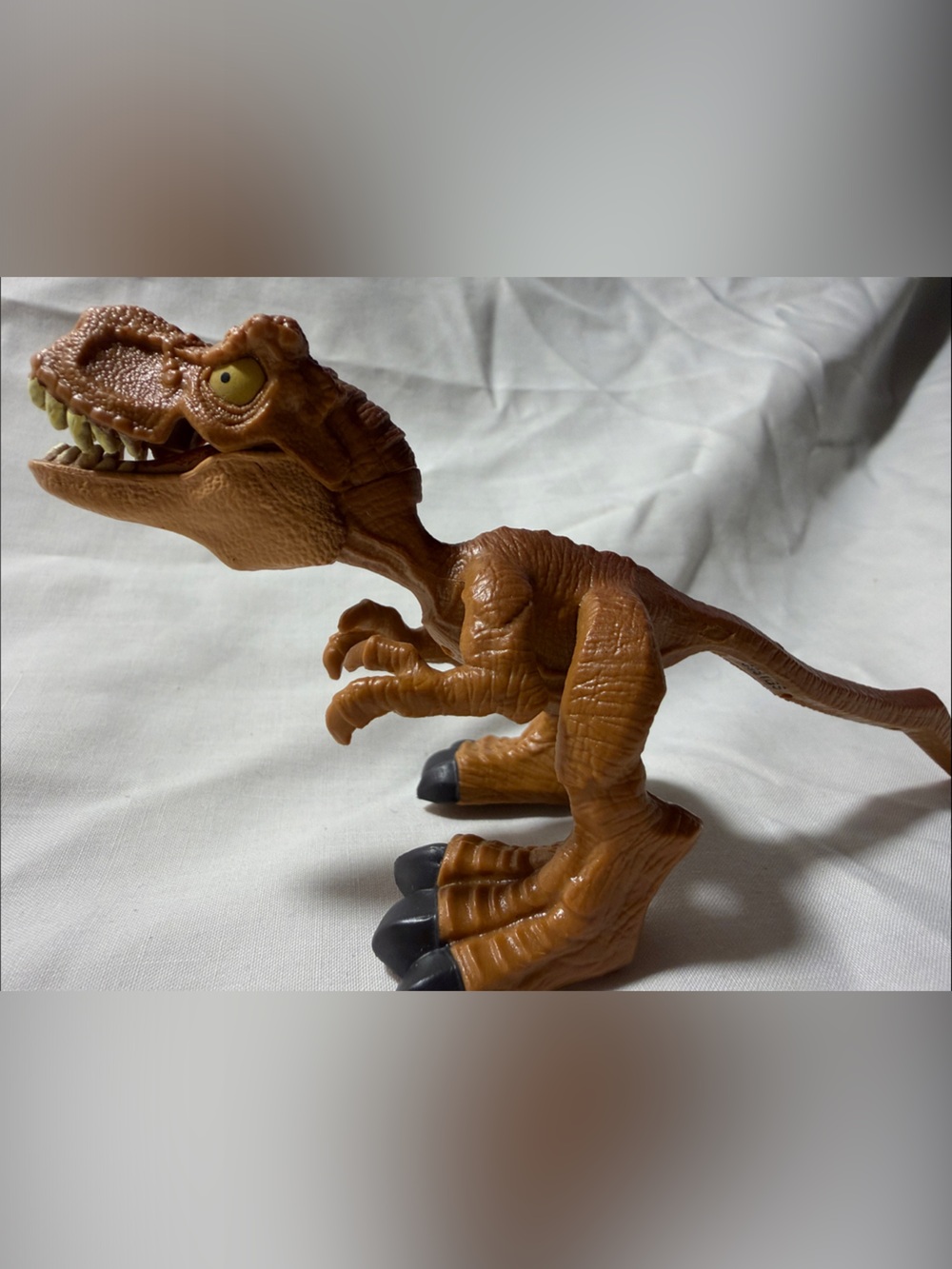 Jurassic World Baby Tyrannosaurus T Rex Mattel Action Figure 2020 6.5"